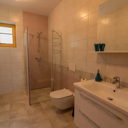 & Pr' Skalovc Vendégház Bohinji-tó