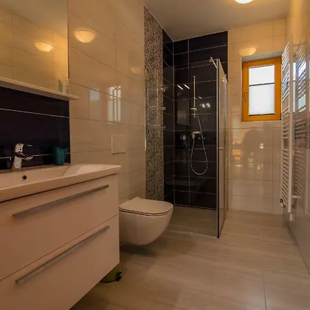 & Pr' Skalovc Vendégház Bohinji-tó