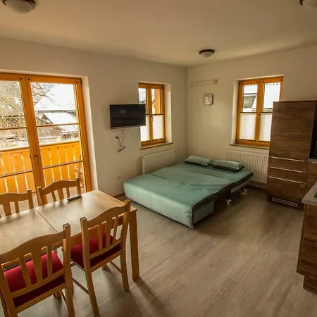 Gæstehus Apartments&rooms Pr' Skalovc 3*