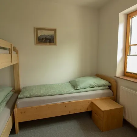 & Pr' Skalovc Bohinj