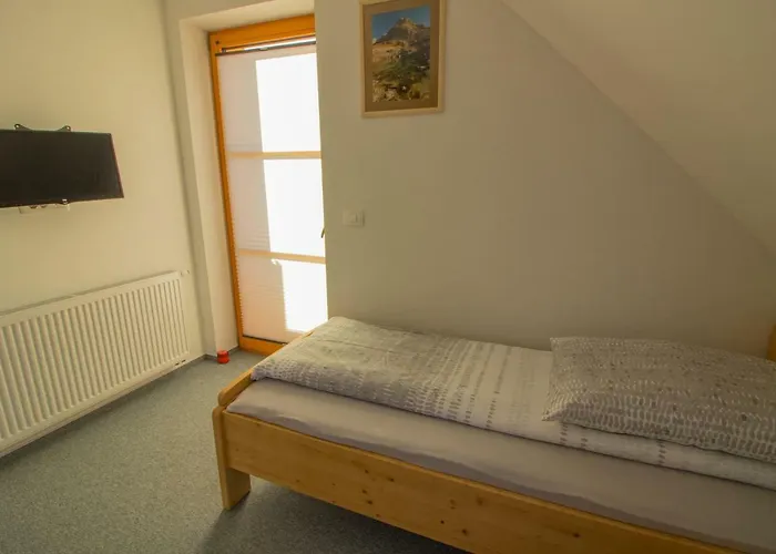 & Pr' Skalovc Guest house 3*