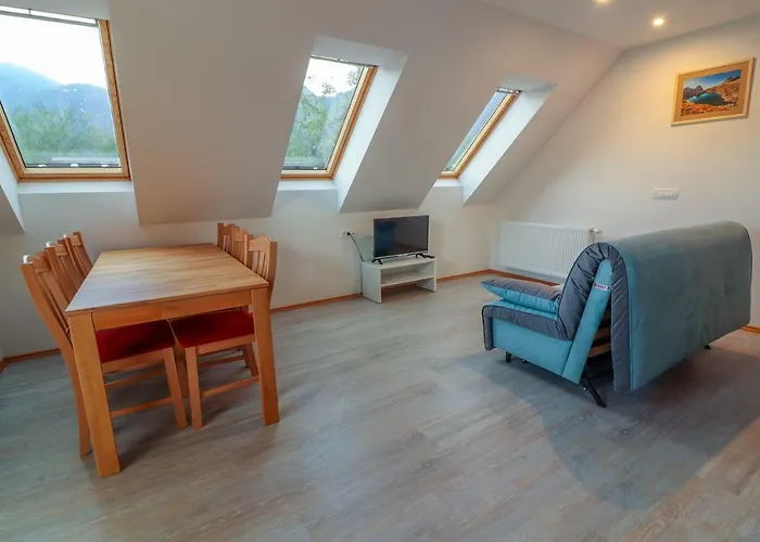 & Pr' Skalovc 3* 보히니