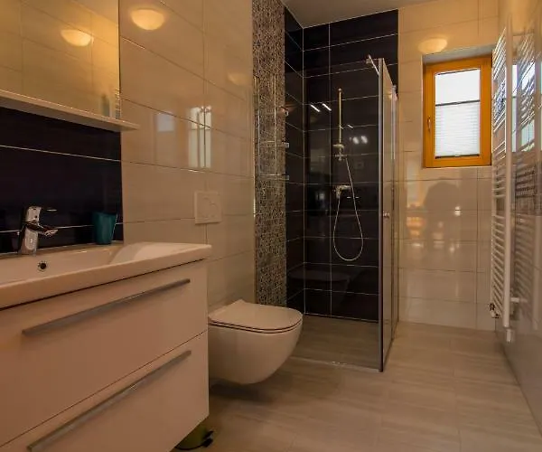 & Pr' Skalovc Pensjonat Bohinj